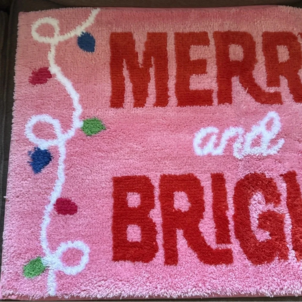 Betsey Johnson Merry & Bright Bath Rug Pink Christmas Holiday Decor New 20 X 30